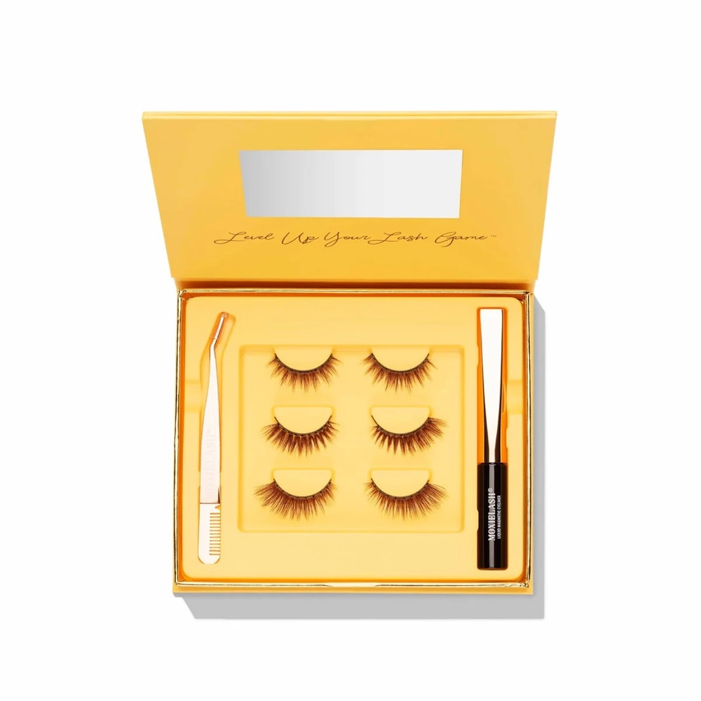 MoxieLash Silk Honey Faux Lash Kit with Tweezers and Eyeliner NEW